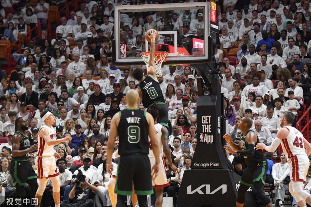 一道坚实的 一道坚实的