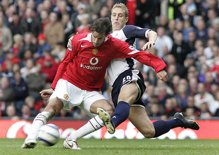 并展现出自 并展现出自